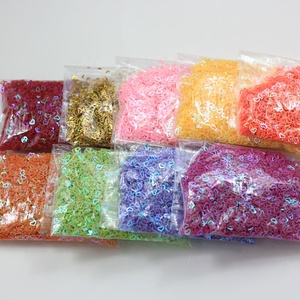 4 millimetri a Forma di <span class=keywords><strong>Cuore</strong></span> Vuoto PVC Allentato Paillettes Glitter Paillettes Per Arte Del Chiodo Del Manicure Della Decorazione di Cerimonia Nuziale Confetti - Product Image 2
