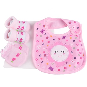 <span class=keywords><strong>Amazon</strong></span> Vente Chaude De Haute Qualité 100% Coton Bavoir Bébé Mitaines Et Chaussettes Ensemble - Product Image 6