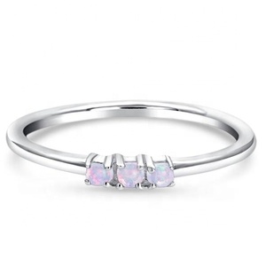 Anello <span class=keywords><strong>di</strong></span> Fidanzamento in <span class=keywords><strong>Opale</strong></span> Bianco <span class=keywords><strong>di</strong></span> Alta Qualità, Forma Ovale, Zircone, Oro Bianco 18k, Argento Sterling 925 - Product Image 1