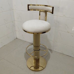 Taburete de Bar Giratorio de Acero Inoxidable de Lujo con Respaldo Alto y Acabado Dorado Cepillado Moderno, Silla Alta Ajustable para Hotel - Product Image 6