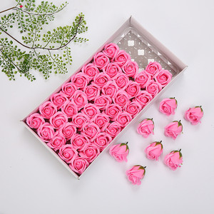 Jabón Artesanal en Oferta, Colorido y Decorativo con Pétalos de Rosa, Jabón de Flores de Rosa - Product Image 5