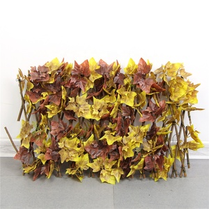 Clôture en treillis de saule à feuilles artificielles extensible avec feuilles artificielles, cadre en PVC imperméable et écologique pour l'ombrage - Product Image 1