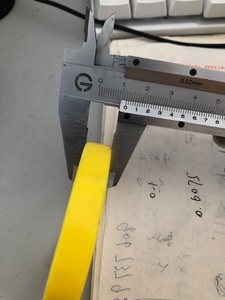 Fabrika fiyat çevre dostu renkli doğal kauçuk/silikon bileklik çocuk ve yetişkin - Product Image 5