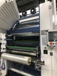 Usine offre directe verticale automatique à base de solvant papier pvc flex bannière <span class=keywords><strong>machine</strong></span> à <span class=keywords><strong>plastifier</strong></span> - Product Image 3