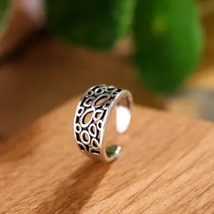 Регулируемое кольцо из стерлингового серебра 925 пробы с вырезами в стиле ретро