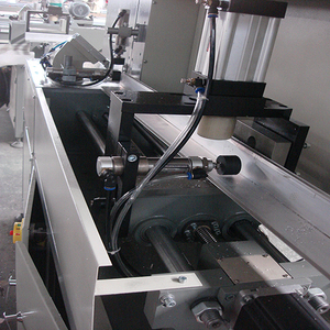 Tự động CNC cắt LJJA-CNC-500 cưa cho uPVC & PVC nhôm cửa sổ góc kết nối Tính năng PLC & động cơ thành phần cốt lõi - Product Image 6