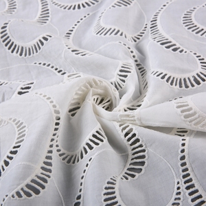 Tejido de alta calidad <span class=keywords><strong>ojal</strong></span> de guipur de algodón hecho <span class=keywords><strong>a</strong></span> <span class=keywords><strong>mano</strong></span> tela de bordado - Product Image 3