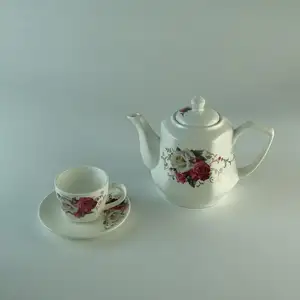中国工厂高品质12pcs陶瓷茶杯套装陶瓷陶瓷茶壶套装礼品花卉设计