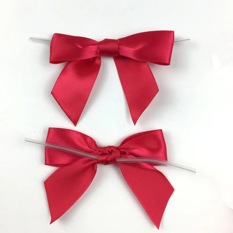 3 inch candy packaging decoration red satin ribbon pre-tied bow with gold twist