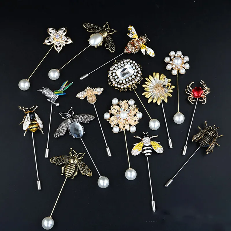 Europeo y americano Retro flor Animal Pin pequeño insecto abeja broche perla hebilla copo de nieve traje búho de Pin Rhinestone