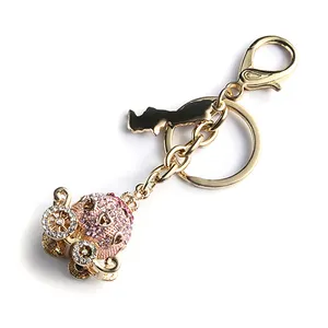 高品质升华设计师可爱3d钥匙扣金属水晶粉色水钻钥匙扣