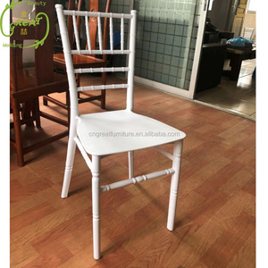 Plastica cavalleria sposo sposa all'ingrosso nuova <span class=keywords><strong>sala</strong></span> schienali d'argento vendita moderna acrilico dorato <span class=keywords><strong>in</strong></span> turchia chiavari <span class=keywords><strong>sedie</strong></span> <span class=keywords><strong>da</strong></span> sposa <span class=keywords><strong>in</strong></span> <span class=keywords><strong>legno</strong></span> - Product Image 2