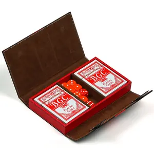 Caixa de couro feita à mão de boa qualidade com dominoes e poker
