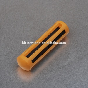 Rumen magnete mucca con gabbia di plastica - Product Image 2