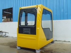 Volvo EC210 Cab EC210C EC210B Escavatore Drive Cabina VOE14518250 VOE14508496 - Product Image 2