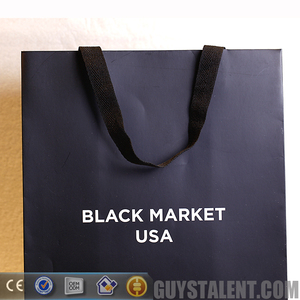 A medida negro, blanco, bolsa de compras de papel para la promoción de la marca - Product Image 6