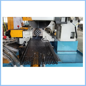 XS-425 CNC automática sierra circular metal Pipe máquina de corte - Product Image 3