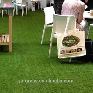 Intérieur <span class=keywords><strong>extérieur</strong></span> vert foncé naturel bon produits en caoutchouc <span class=keywords><strong>synthétique</strong></span> nouveau tapis <span class=keywords><strong>pas</strong></span> <span class=keywords><strong>cher</strong></span> tapis d'herbe - Product Image 1