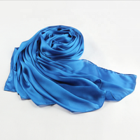 Écharpe en soie unie bon marché Matériau en soie lisse et douce Écharpe en soie d'été de couleur unie pour femmes