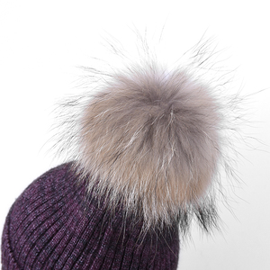 Hiver <span class=keywords><strong>sauvage</strong></span> personnalisé femmes plus velours pour garder au chaud bonnet tricoté chapeau avec boule de poils - Product Image 2