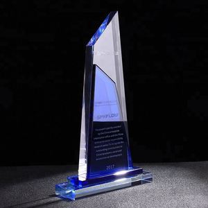 Troféu de Cristal K9 Estilo Anjo Personalizado de Luxo, Gravado Individualmente, Transparente, Certificado RoHS para Eventos Corporativos Premium Feichuang - Product Image 5