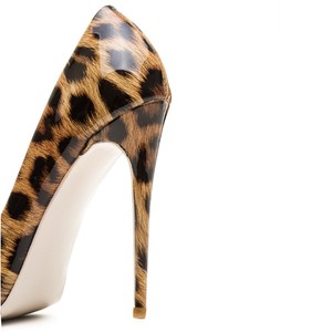 OEM/ODM Escarpins en PU à imprimé léopard pour femmes Zapatos De Mujer Chaussures de soirée à enfiler avec bout pointu et talons hauts personnalisés - Product Image 5