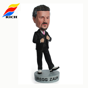 Estatua <span class=keywords><strong>de</strong></span> poliresina <span class=keywords><strong>de</strong></span> nuevo diseño, muñecas personalizadas <span class=keywords><strong>de</strong></span> cabeza Bobble <span class=keywords><strong>de</strong></span> Cristiano <span class=keywords><strong>Ronaldo</strong></span> - Product Image 2