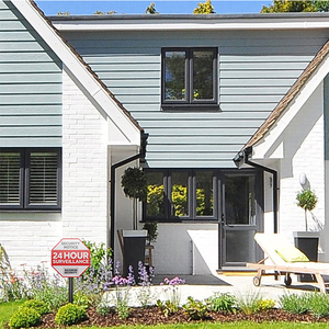 Alarme réfléchissante en gros de haute qualité <span class=keywords><strong>Avis</strong></span> de sécurité 24 Surveillance vidéo Panneau de cour extérieur avec poteau - Product Image 3