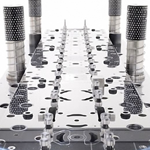 NEWSKY Fabricación de Chapa Metálica, Fábrica con Certificación ISO9001, Fabricante de Troqueles de Estampación Progresiva, Proveedor de Primer Nivel de Moldes para Automoción - Product Image 3