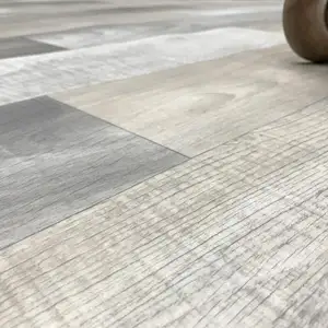 Commerciale a buon mercato colla giù al quarzo composito decking vinile plancia pavimenti in piastrelle