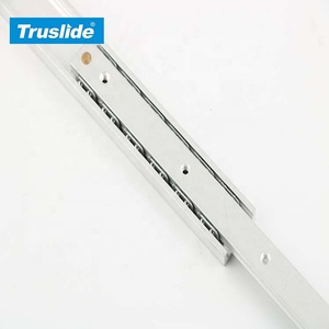 <span class=keywords><strong>Rail</strong></span> de glissière d'armoire à roulement à billes de faible puissance d'alliage d'aluminium de 16mm pour des meubles - Product Image 4