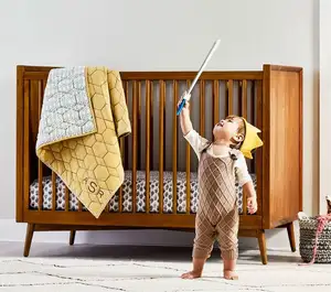 Пан Дешевые Здоровый детская кроватка кровать твердой древесины деревянная кроватка для ребенка