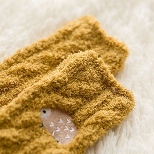 Commercio all'ingrosso Della Ragazza di Modo Sveglio Del Cane Del Ricamo del Pavimento Termico Calzini Fuzzy - Product Image 3