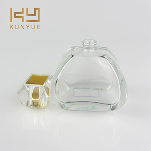 El mejor precio <span class=keywords><strong>a</strong></span> <span class=keywords><strong>granel</strong></span> 50 ml botellas de <span class=keywords><strong>Perfume</strong></span> de aerosol de vidrio para las mujeres - Product Image 2