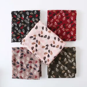 Hot Bán Thời Trang Tùy Chỉnh In Thiết Kế Đẹp Mùa Hè Mùa Xuân Ưa Thích Polyester Hồi Giáo Khăn Hijab