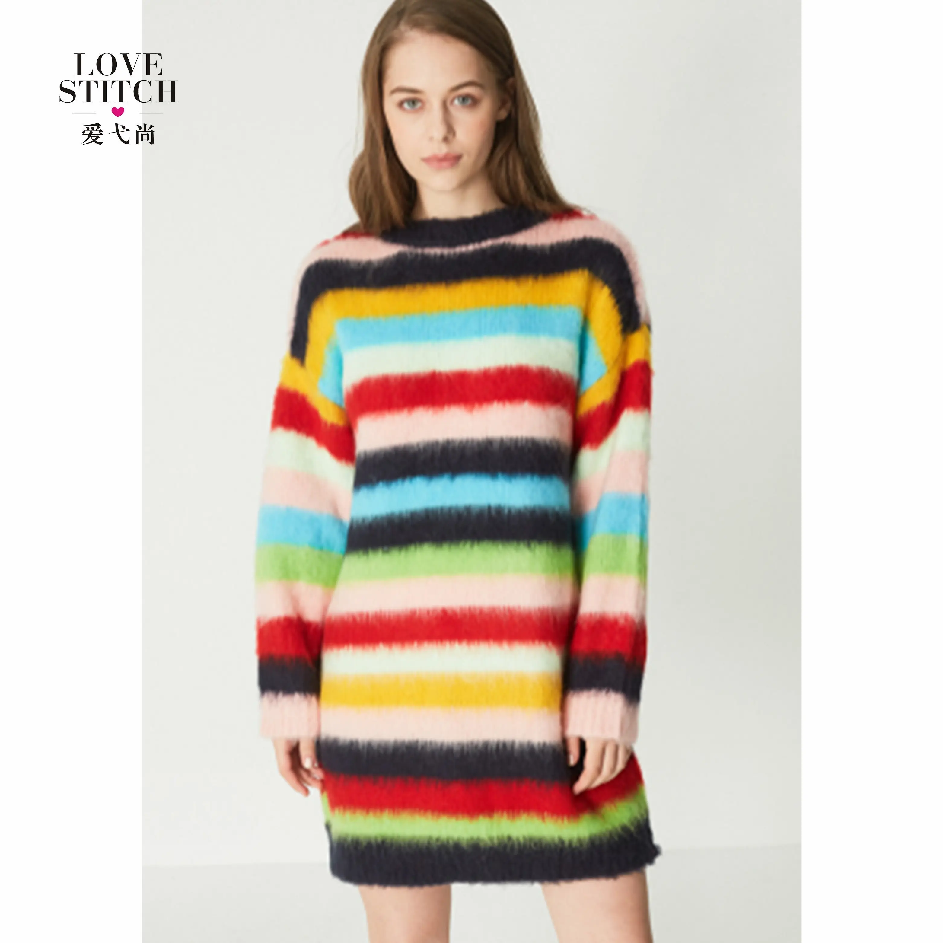 OEN ODM Penjualan Terbaik Gaun Sweater Longgar Wanita Desain Warna-warni Chic Bergaris