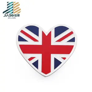 Personalizado en forma de corazón pin de solapa de esmalte con embrague de goma la producción a granel para Inglaterra