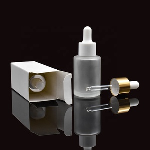 factory wholesale flat shoulder 30ml cosmetic glass dropper bottle with white box