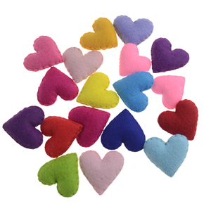 Decorazioni per Artigianato, Bomboniere, Addobbi per Baby Shower, Ghirlanda Arcobaleno, Ornamenti Personalizzati per Albero di Natale, Cuori in Feltro - Product Image 1