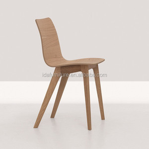 Haute qualité en bois de frêne massif scandinave Évolution chaises - Product Image 1