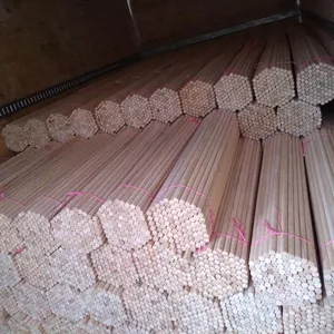 Cabo de vassoura de madeira para esfregão, fornecedor por atacado de fabricantes, importação da China, madeira natural, eucalipto, limpeza interna