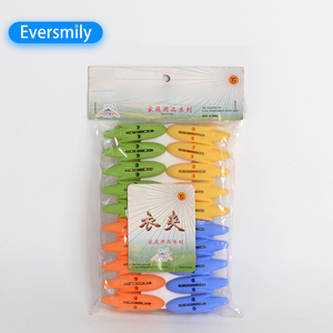 Lot de 20 pinces à <span class=keywords><strong>linge</strong></span> en plastique colorées à prix avantageux pour la vente en gros - Product Image 2