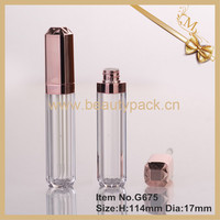 Vente en gros Tubes de brillant à lèvres carrés et vides en plastique or rose en métal avec grande brosse