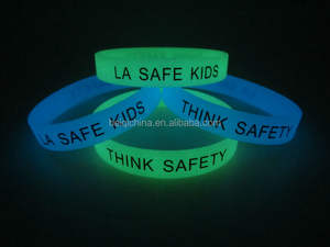Incandescente <span class=keywords><strong>Silicone</strong></span> Su Misura Wristabands, Ordine Braccialetti di <span class=keywords><strong>Silicone</strong></span> Personalizzati Con Il Vostro Logo - Product Image 3