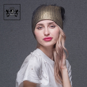 Venta al por mayor sombrero con la piel de mapache pom bronceado de plata caliente de angora de gorro de punto de angora gorros - Product Image 3