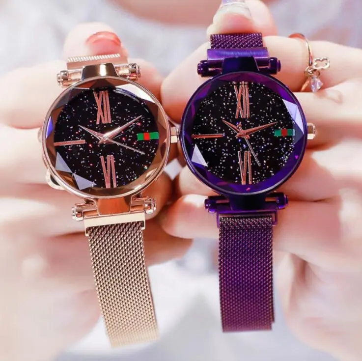 YW02 Jam Tangan Kuarsa Kasual Wanita, Hadiah Fashion Reloj Langit Berbintang Aloi Magnet Gesper Tali Jala, Jam Tangan Analog Titik Bintang Berkilau 2019