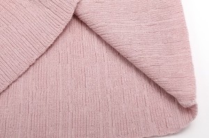 Latest Spring Fashion Round Neck Flare Sleeve Knitted Pullover <strong>for</strong> <strong>Women</strong> Casual <strong>Sexy</strong> <strong>Jumper</strong> with Lace Appliques and Front Logo - Product Image 5