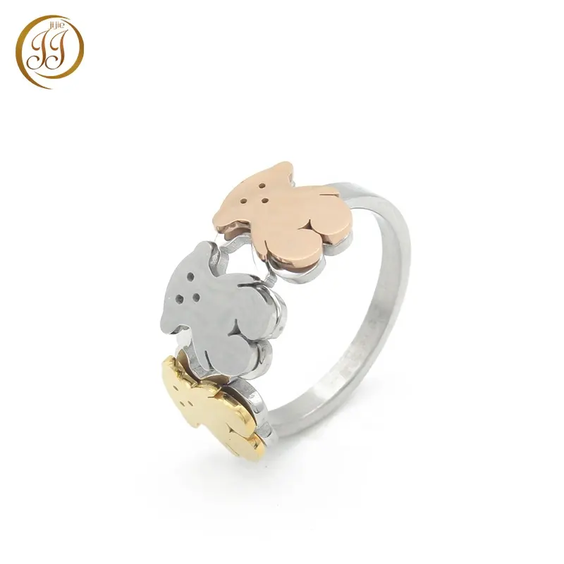 Best Quality Stainless Steel Tri Color Stylish And Fashionable Rings For Ladies