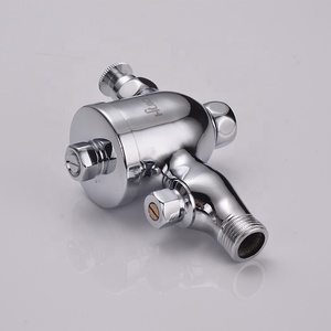 Vanne de <span class=keywords><strong>chasse</strong></span> <span class=keywords><strong>d</strong></span>'<span class=keywords><strong>eau</strong></span> pour urinoir en cuivre à <span class=keywords><strong>commande</strong></span> manuelle, vanne de <span class=keywords><strong>chasse</strong></span> <span class=keywords><strong>d</strong></span>'<span class=keywords><strong>eau</strong></span> à retardement pour urinoir mural - Product Image 4