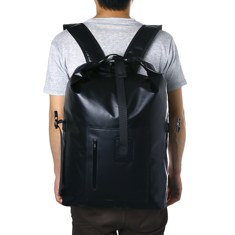 Mochila carro NEED SPACE HOLOGRAMA – Klank